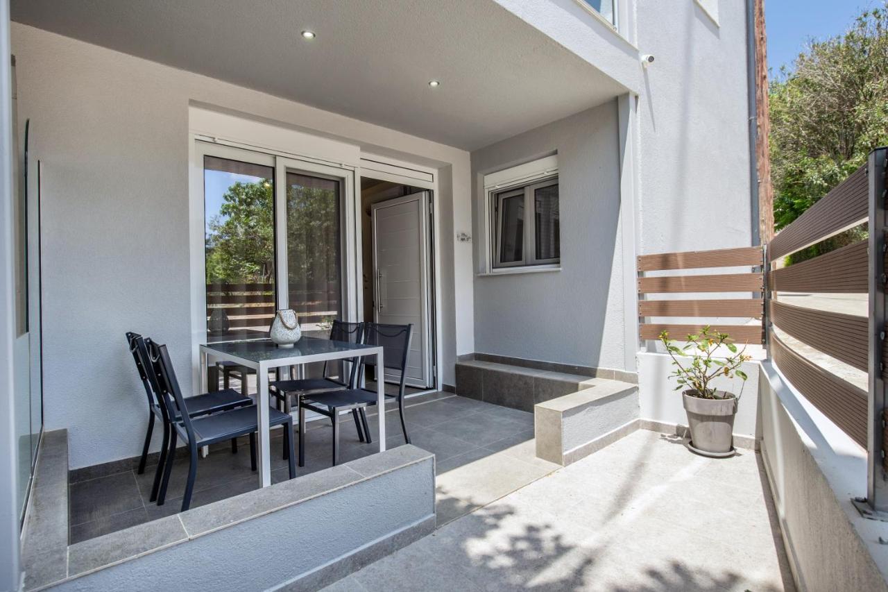 Linden Apartments Potos Ngoại thất bức ảnh