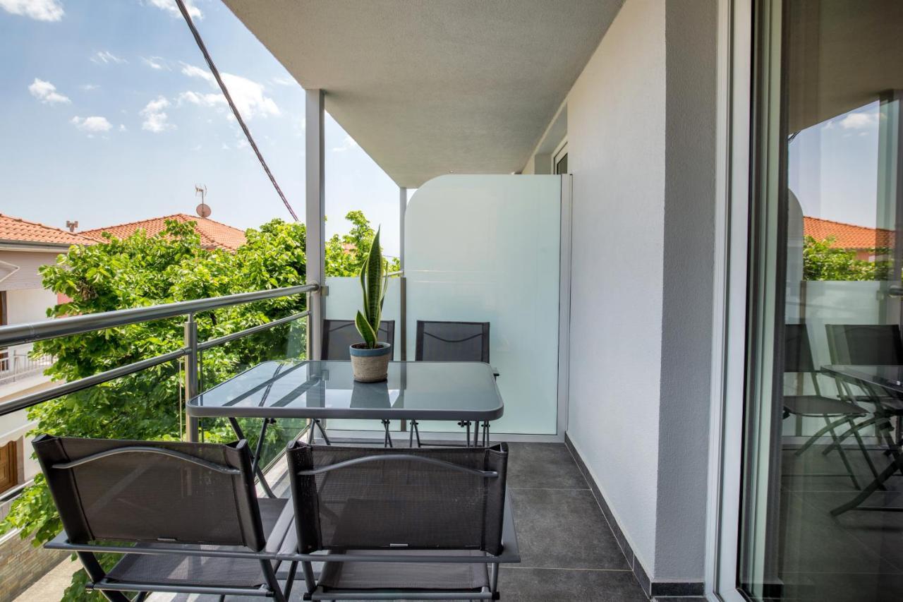 Linden Apartments Potos Ngoại thất bức ảnh